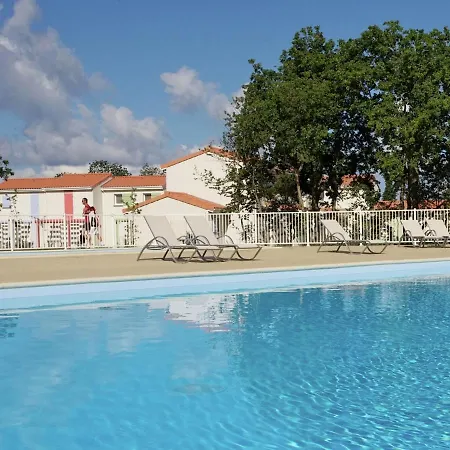 Holiday House W Pool Access Vakantiehuis